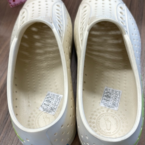 Native Star Wars Grogu Jefferson shoes size Men’s 8/Woman’s 10 - Picture 5 of 7